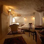 Otel Arif Cave 2*