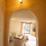 Otel Arif Cave