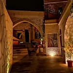 Otel Arif Cave 2*