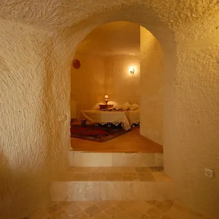 Hotel Arif Cave 2*