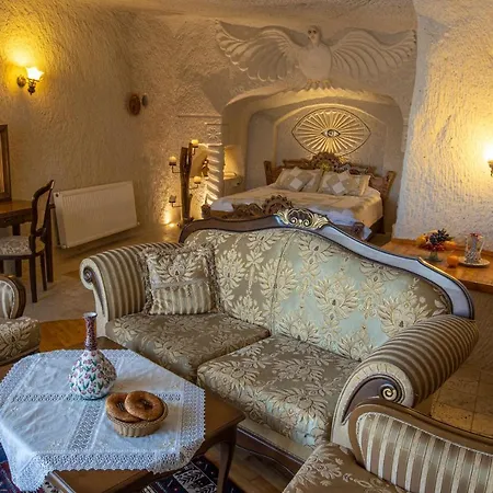 Arif Cave Hotel 2*
