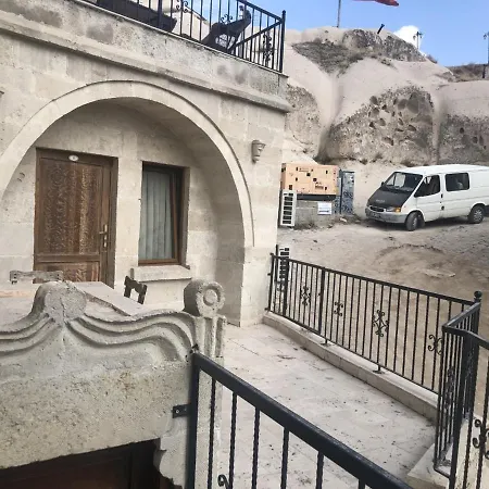 Arif Cave Hotel
