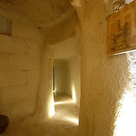 Arif Cave Hotel