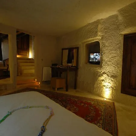 Hotel Arif Cave
