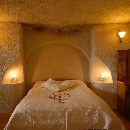 Hotel Arif Cave