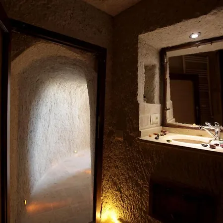 Arif Cave Hotel