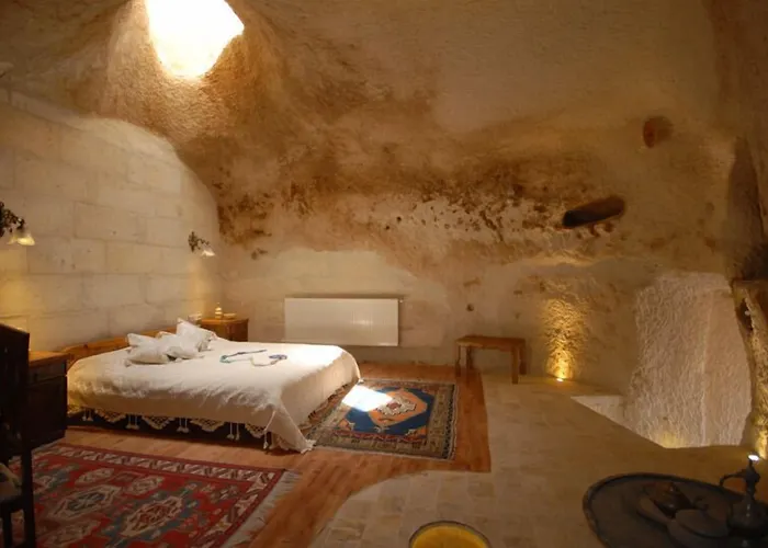 Arif Cave Hotel